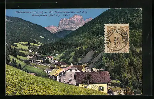 AK Welschnofen, Ortsansicht an der Dolomitenstrasse mit dem Rosengarten