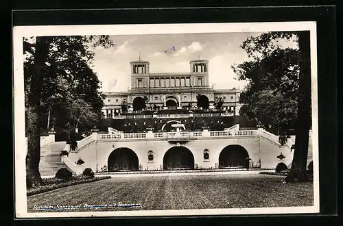AK Potsdam-Sanssouci, Orangerie mit Terrassen