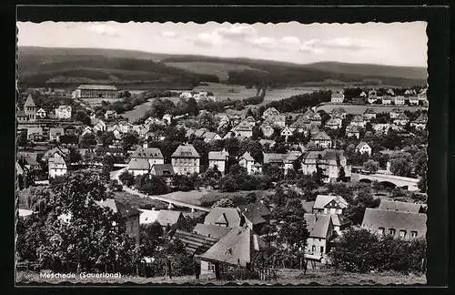 AK Meschede / Sauerland, Totale vom Berg aus gesehen