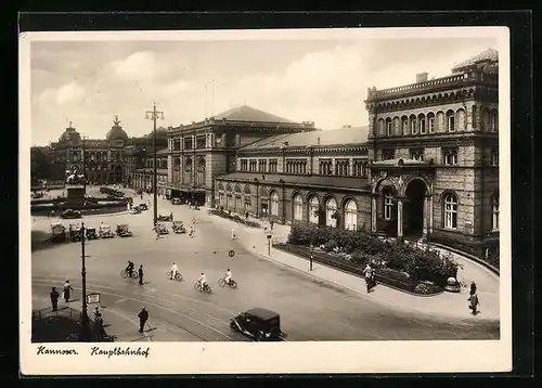 AK Hannover, Hauptbahnhof mit Denkmal