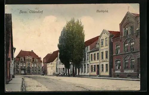 AK Hess. Oldendorf, Marktplatz mit Apotheke