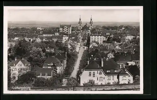 AK Ludwigsburg, Ortsansicht aus der Vogelschau