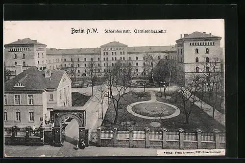 AK Berlin N.W., Garnisonlazarett in der Scharnhorststrasse aus der Vogelschau