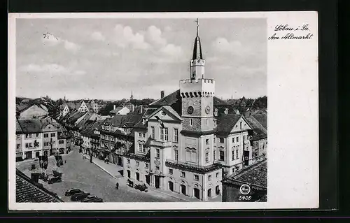 AK Löbau /Sa., Altmarkt mit Rathaus aus der Vogelschau