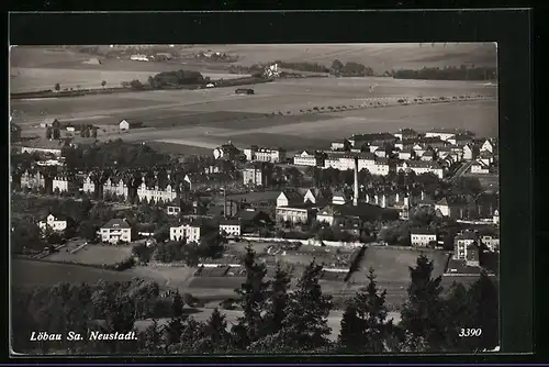 AK Löbau-Neustadt /Sa., Ortsansicht mit Umgebung