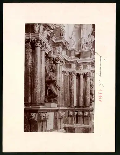 Fotografie Brück & Sohn Meissen, Ansicht Freiberg i. Sa., Blick in die Fürstengruft im Dom