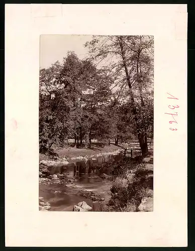 Fotografie Brück & Sohn Meissen, Ansicht Karlsbad, Teplpartie bei Pirkenhammer am Plumsangeln