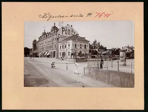 Fotografie Brück & Sohn Meissen, Ansicht Kötzschenbroda, Bahnhofstrasse, Colonialwarenhandlung Pönitz mit Litfasssäule