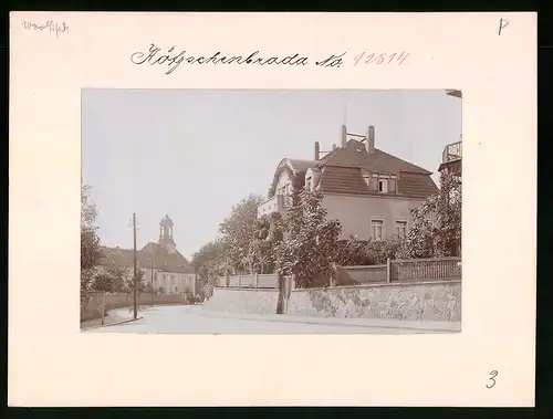 Fotografie Brück & Sohn Meissen, Ansicht Niederlössnitz, Strassenpartie mit Blick auf das Herrenhaus Altfriedstein