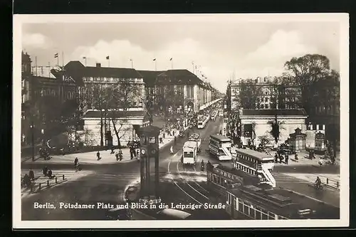 AK Berlin, Potsdamer Platz und Leipziger Strasse mit Strassenbahn