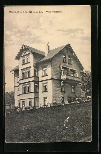 AK Oberhof /Th., Villa Waldesruh - Gebäude von einer Wiese aus