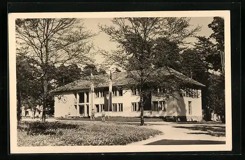 AK Altenhof /Werbellinsee, Pionier-Republik Wilhelm Pieck, Verwaltungsgebäude