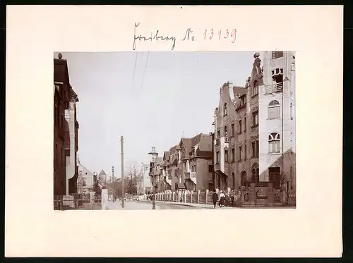 Fotografie Brück & Sohn Meissen, Ansicht Freiberg i. Sa., Blick in die Schützenstrasse mit Wohnhäusern