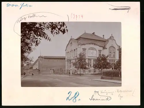 Fotografie Brück & Sohn Meissen, Ansicht Eger, Blick auf die Dominik Kreuzingers Volksbücherei