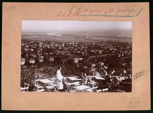 Fotografie Brück & Sohn Meissen, Ansicht Kötzschenbroda, Blick auf den Ort von der Friedenburg aus gesehen