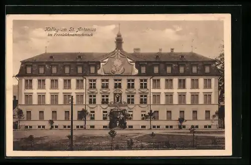 AK Appenzell, Kollegium St. Antonius im Fronleichnamsschmuck