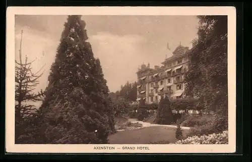 AK Axenstein, Grand Hotel mit Park