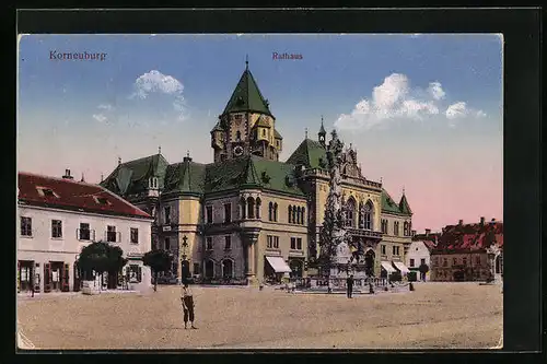 AK Korneuburg, Partie am Rathaus im Abendrot