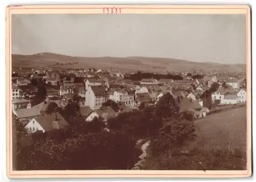 Fotografie Brück & Sohn Meissen, Ansicht Olbernhau i. Erzg., Blick auf die Wohnhäuser im Ortm Haus mit Dachausbau