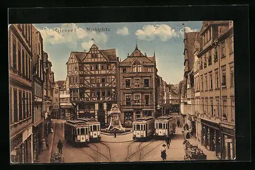 AK Giessen, Strassenbahnen in Formation auf dem Marktplatz