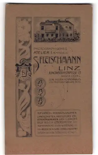 Fotografie S. Fleischmann, Linz, Jungwirthstr. 3, Ansicht Linz, Blick auf das Ateliersgebäude