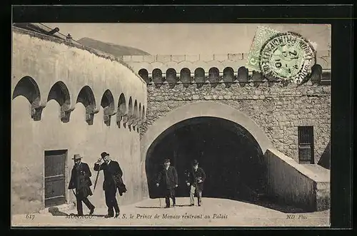 AK Monaco, Prince de Monaco rentrant au Palais