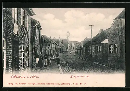 AK Oldenburg i. Holst., Burgthorstrasse mit Passanten