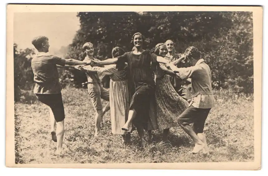 12 Fotografien Julius Gross, Berlin, Ausdruckstanz, Jugendbewegung, Moderne Lebensform, Jugendstil, Frauen und Männer 4