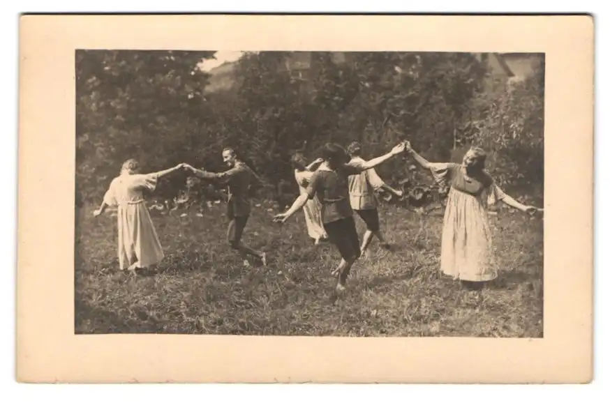 12 Fotografien Julius Gross, Berlin, Ausdruckstanz, Jugendbewegung, Moderne Lebensform, Jugendstil, Frauen und Männer 6