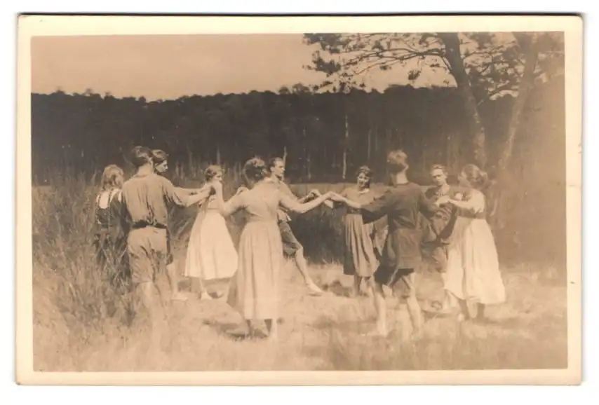 12 Fotografien Julius Gross, Berlin, Ausdruckstanz, Jugendbewegung, Moderne Lebensform, Jugendstil, Frauen und Männer 7