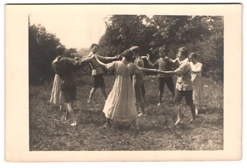 12 Fotografien Julius Gross, Berlin, Ausdruckstanz, Jugendbewegung, Moderne Lebensform, Jugendstil, Frauen und Männer 9