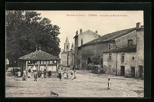 AK Ludres, Le Lavoir et Rue de la Gare