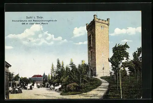 AK Suhl /Th., Bismarckturm mit Restaurationsgebäude und Gästen