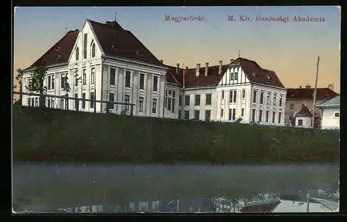AK Magyaróvár, M. Kir. Gazdasági Akadémia
