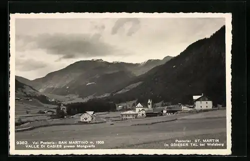 AK St. Martin im Gsieser Tal, Ortsansicht gegen die Berge