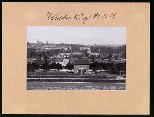 Fotografie Brück & Sohn Meissen, Ansicht Waldenburg i. Sa., Blick auf die Stadt mit Schneiders Restaurant