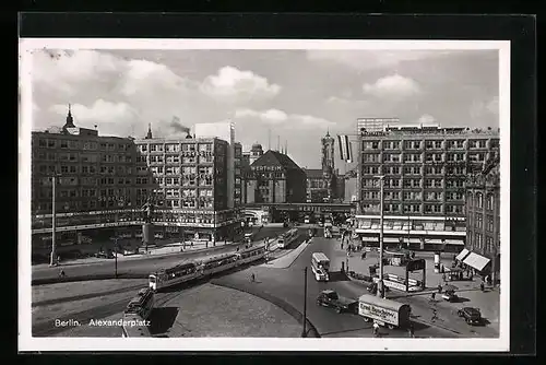 AK Berlin, Blick auf den Alexanderplatz, Strassenbahn