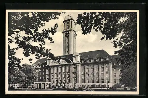 AK Berlin-Spandau, Partie vor dem Rathaus