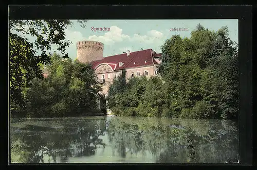 AK Berlin-Spandau, Der Juliusturm vom Wasser aus