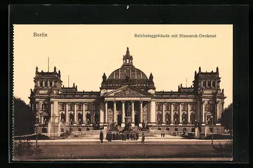 AK Berlin, Blick auf das Reichstagsgebäude, Bismarckdenkmal