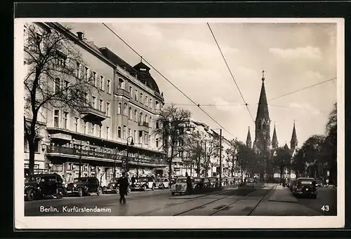 AK Berlin, Partie am Kurfürstendamm mit Blick auf Kirche