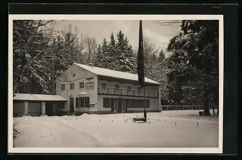 AK München-Solln, NSV.-Gauschule Adolf Wagner im Schnee, 