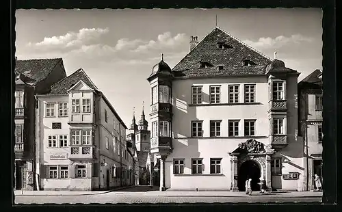 AK Bayreuth i. B., Blick in die Brautgasse mit dem Rathaus