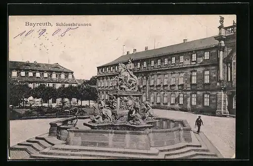 AK Bayreuth i. B., Passant am Schlossbrunnen