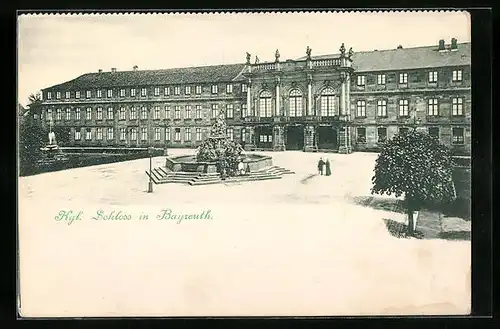 AK Bayreuth i. B., am Brunnen vor dem kgl. Schloss