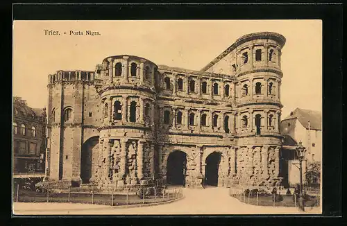 AK Trier, an der Porta Nigra