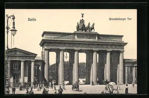 AK Berlin, Blick durch das Brandenburger Tor