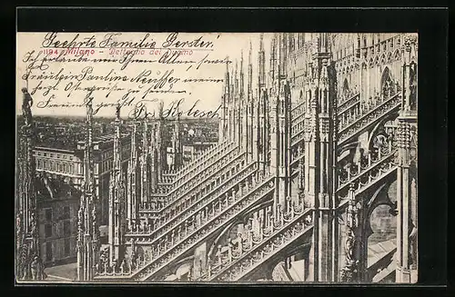 AK Milano, Dettaglio del Duomo