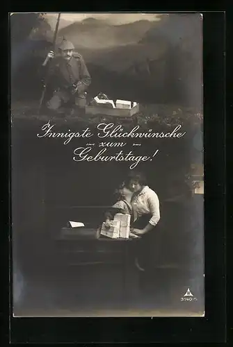 Foto-AK Photochemie Berlin Nr. 3140: Innigste Geburtstagsglückwünsche, Soldat schickt Paket an sein Kind