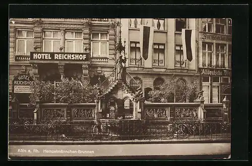 AK Köln a. Rhein, vor dem Heinzelmännchen-Brunnen